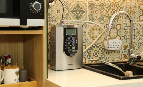 Máy lọc nước điện giải ion kiềm Panasonic Tk-AS66
